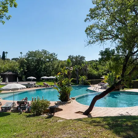 Luxury House - Golf & Tennis Court & Pool View Nyaraló