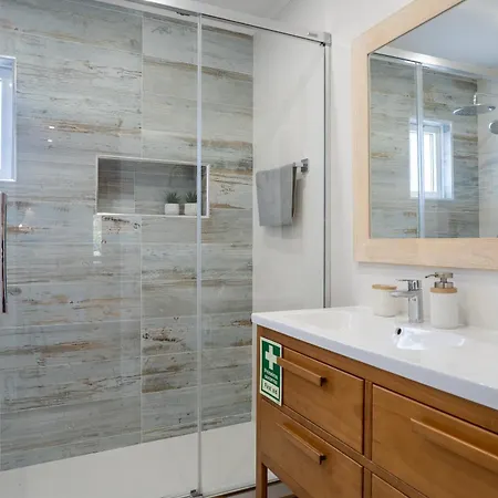 Nyaraló Luxury House - Golf & Tennis Court & Pool View *