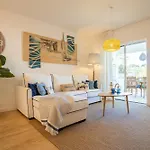 بيت للعطل Luxury House - Golf & Tennis Court & Pool View البوفيرا